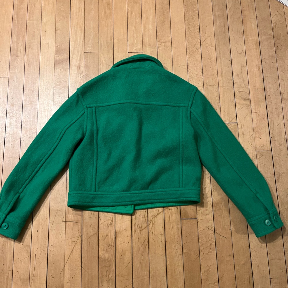 Green Cropped Shacket - Picture 2 of 2